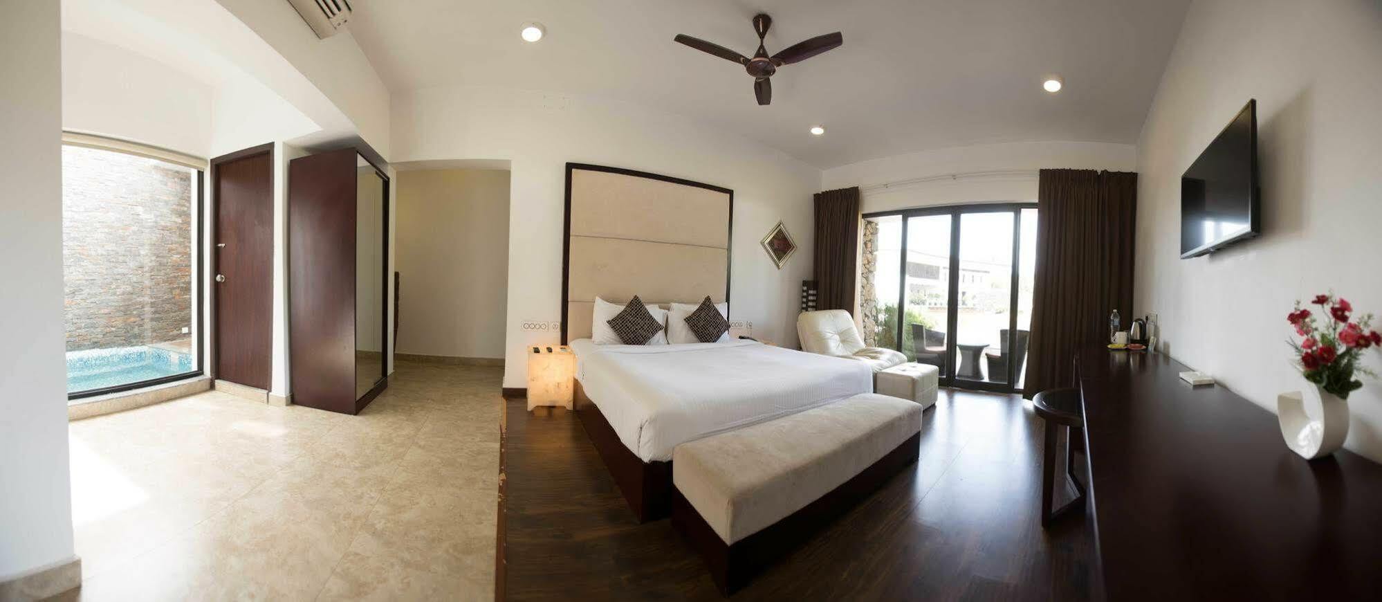Anora Beach Resort Mahabalipuram Kūvattūr Εξωτερικό φωτογραφία